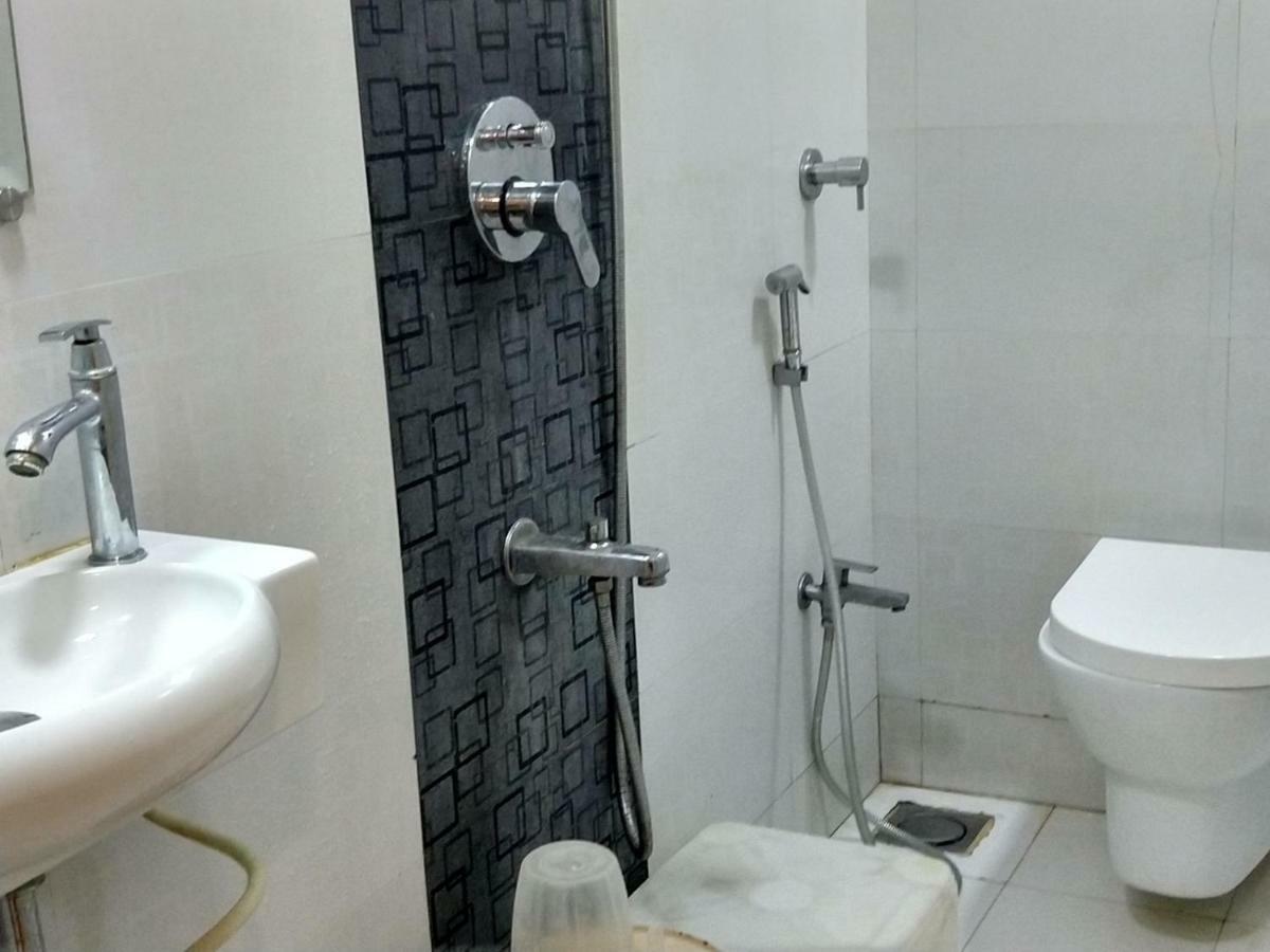 Hotel Gold Coast Мумбаи Экстерьер фото